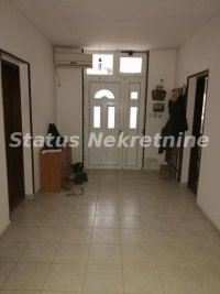 Nekretnina: Dve kuće na Placu-Odlična ponuda