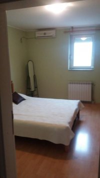 Nekretnina: Kuća, 140.00/299.00m2, NOVI SAD, LIPOV GAJ