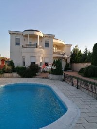 Nekretnina: Kuća, 250.00/596.00m2, NOVI SAD, ADICE