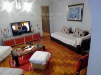 Nekretnina: ODLIČNA LOKACIJA! 3 STAMBENA OBJEKTA NA PLACU OD 3 ARA
