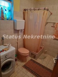 Nekretnina: Futog-Dvospratna dvojna Porodična kuća 155 m2 u mirnom kraju i blizini škole-065/385 8880