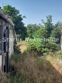 Nekretnina: Beška- Ruševna stara Švabska kuća 155 m2 na Velikom Placu 2165 m2-065/385 8880