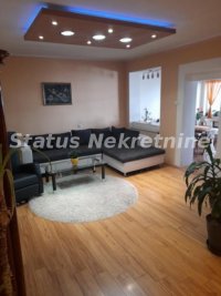 Nekretnina: Petrovaradin-uknjižena porodična kuća 171 m2 na placu od 451 m2 u lepom i mirnom kraju-065/385 8880