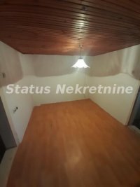 Nekretnina: Salajka-Useljiva dvorišna manja kuća 66 m2 u blizini tržnog centra Big-a-065/385 8880