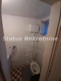 Nekretnina: Salajka-Useljiva dvorišna manja kuća 66 m2 u blizini tržnog centra Big-a-065/385 8880