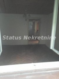 Nekretnina: Salajka-Useljiva dvorišna manja kuća 66 m2 u blizini tržnog centra Big-a-065/385 8880