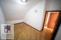 Nekretnina: Trosoban stan 97 m², III sprat, Obrenovac – 102 000 € (PARKING MESTO)