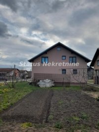 Nekretnina: Temerin-novija spratna kuća 180 m2 na placu 738 m2 i na uglu dve ulice-065/385 8880