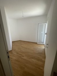 Nekretnina: Prodajem nov, dvosoban stan ispod Ljubovića, Ulica crnogorskih serdara u blizini Union mosta.
