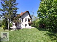 Nekretnina: Kuća 200 m², 7 ari, Obrenovac, Barič – 85 000 € (POLUNAMEŠTENO)