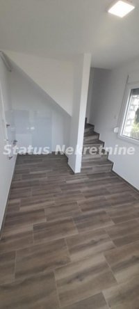 Nekretnina: Fruška gora-Porodična kuća 137 m2 sa Pogledom gde Dunav Ljubi Nebo-065/385 8880