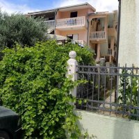 Nekretnina: Crna Gora, Bar, Sutomore, 210m2- 8 apartmana