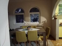 Nekretnina: Kuća na Ledinama ,7.0 ,240m2 ,na 9 ari placa ID#3193
