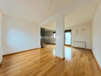 Nekretnina: Autokomanda, duplex, lux, nov