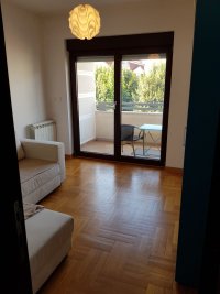 Nekretnina: Izdajem ili prodajem LUX stan Beograd-Vozdovac
