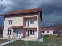 Nekretnina: Prodajem kucu u Vrnjackoj Banji