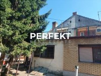 Nekretnina: Centar, 120m2, spratna na 1,43 ari placa