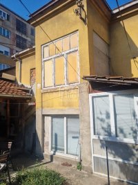 Nekretnina: Kuća P=100m2,plac 2.3 u centru kod VMC-a ID#2290