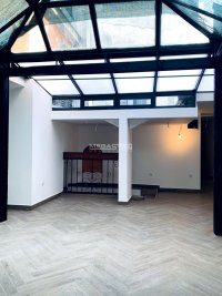 Nekretnina: Venizelosova, renoviran, prazan