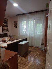 Nekretnina: Odlican trosoban stan u Beceju
