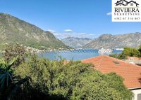 Nekretnina: Na prodaju dvosoban stan sa pogledom na more Dobrota Kotor