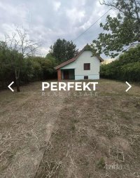 Nekretnina: Omoljica vikendica od 81m2 na 18 ari placa