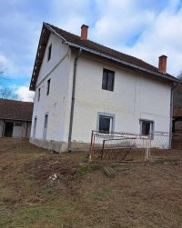 Nekretnina: Prodajem kucu Ugrinovci-Gornji Milanovac