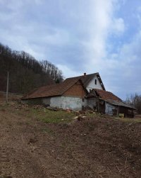 Nekretnina: Prodajem kucu Ugrinovci-Gornji Milanovac
