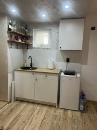 Nekretnina: Na prodaju vikend kuca na Banstolu