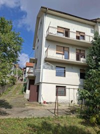 Nekretnina: Kaluđerica,uknjižena kuća sa 4 stana,474m2,10ari ID#1556
