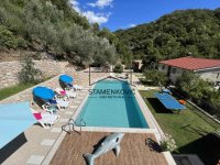 Nekretnina: Herceg Novi - Jedinstvena Ponuda - Luksuzna Kuća sa Bazenom ID#7020