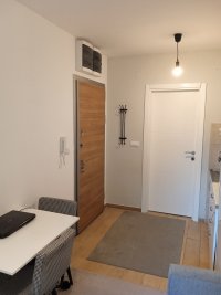 Nekretnina: Zemun, garsonjera, novogradnja 