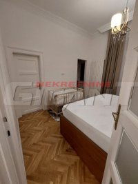 Nekretnina: VRACAR Mutapova ID: 833512400