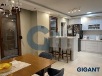 Nekretnina: SAVSKI VENAC Simićeva ID: 94430155