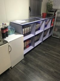 Nekretnina: Magacin 250m² Ugrinovci – šleperski prilaz, kancelarija i ograđen plac