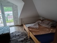 Nekretnina: Sa odvojenom spavacom sobom terasom namesten uknjizen