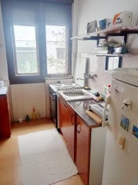 Nekretnina: Zemun polje, Pere Kosorića , 2.5, prazan, useljiv ID#10217