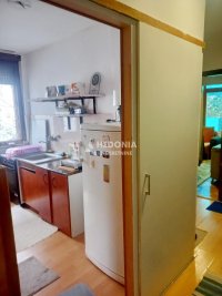 Nekretnina: Zemun polje, Pere Kosorića , 2.5, prazan, useljiv ID#10217