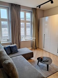 Nekretnina: Stari grad, Čika Ljubina, 3.0, renoviran ID#10277