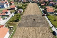 Nekretnina: Prodajem plac u Borci