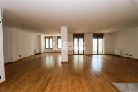 Nekretnina: Odličan stan kod Hrama ID#9588