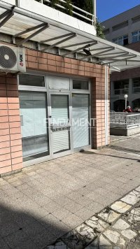 Nekretnina: lokal Yubc 14m2, ugaoni dva izloga, lokacija ID#1606