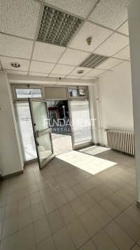 Nekretnina: lokal Yubc 14m2, ugaoni dva izloga, lokacija ID#1606