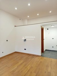 Nekretnina: Ruzveltova, Sv.Nikole, noviji, 0.5, renoviran ID#10297