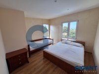 Nekretnina: BARAJEVO Živana Nikolića ID: 93824245