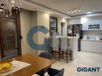 Nekretnina: SAVSKI VENAC Simićeva ID: 867861653