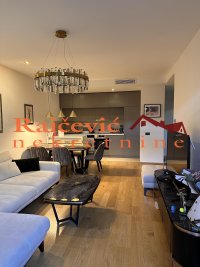 Nekretnina: STARI GRAD Venizelosova ID: 91200