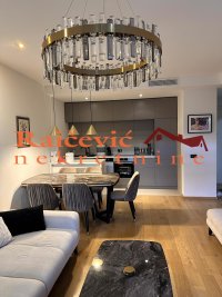 Nekretnina: STARI GRAD Venizelosova ID: 91200