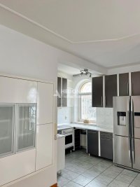 Nekretnina: Senjak, izdavanje, 4.0, namešten, luksuzan, bašta ID#10307