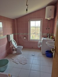 Nekretnina: Izuzetna kuća na 20 ari placa, Stara Lipovica